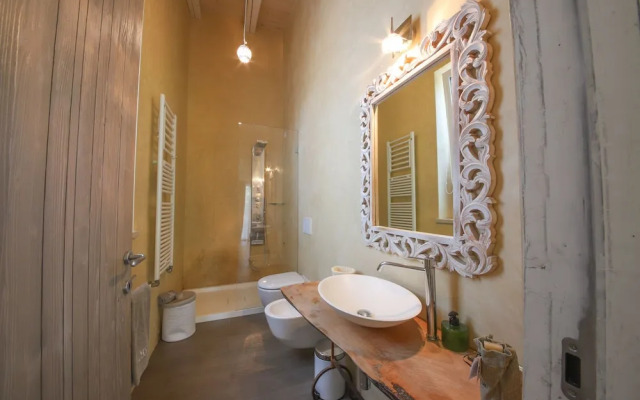 TD Il Vecchio Fienile Outdoor Kitchen with Pool View