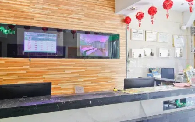 Vatica Hotel (Hefei High-Speed Rail South Station Sushong Road)