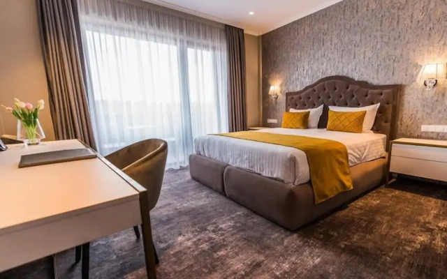 Hotel Aventus