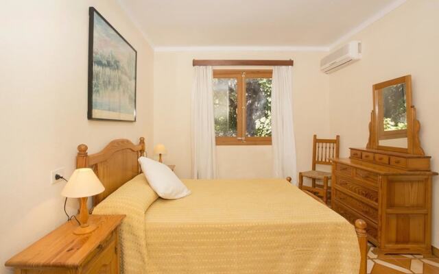 Villa - 4 Bedrooms with Pool and WiFi - 103158