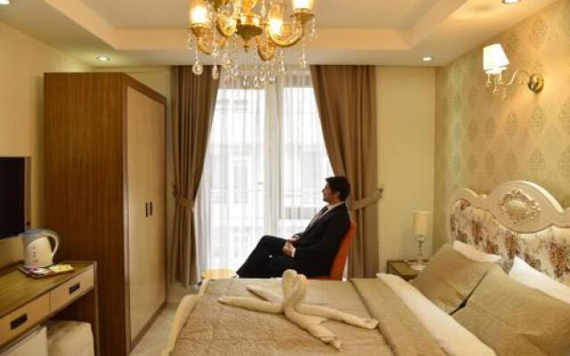 La Rossa Boutique Hotel