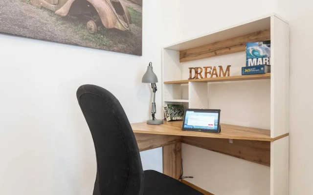 Sulla via del treno by Wonderful Italy