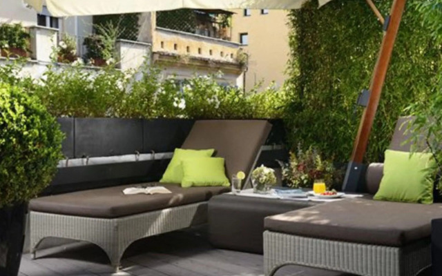 Two-Bedroom on Via del Babuino Apt 1