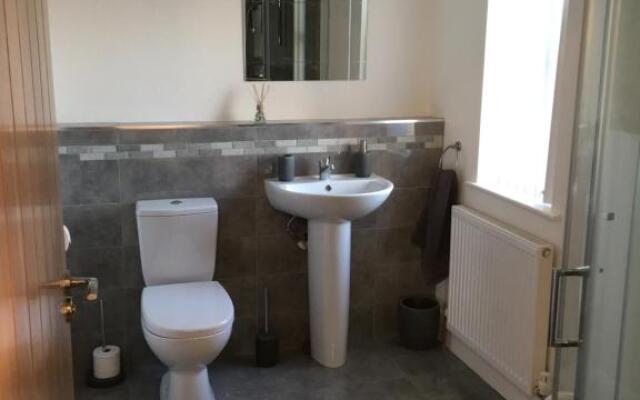 The Grove, Portrush (Sleeps 14) 6 bedrooms.