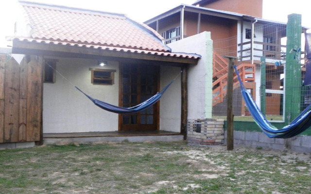 ICE POINT SURF HOUSES Praia do Rosa