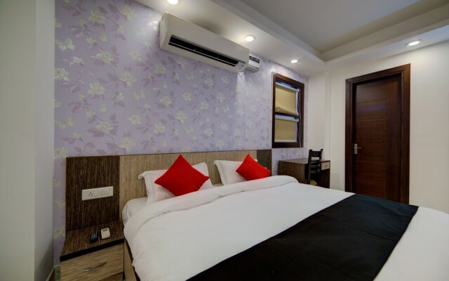 OYO 22527 Supreme Residency