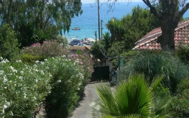 Cannes Villa Bord de Mer