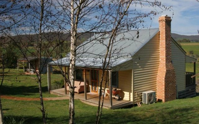 Colby Cottages, Wooragee near Beechworth
