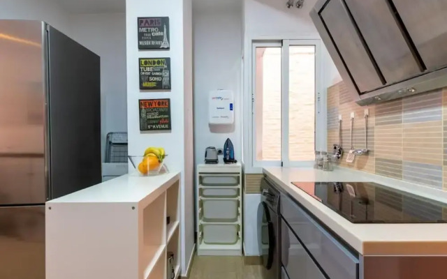 Charming Apartment in El Arenal, Sevilla's Heart