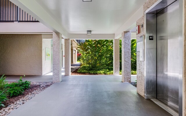 Papakea #f108 1 Bedroom Condo by RedAwning