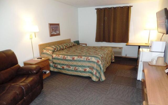 Dakota Country Inn & Suites