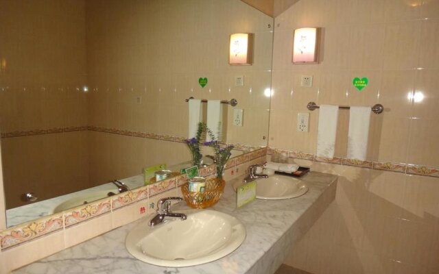 Daguan Kunming Hotel (Daguan Park Branch)