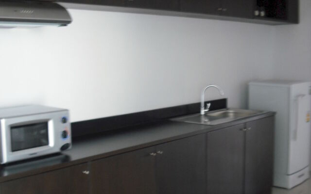 Ampo Residence
