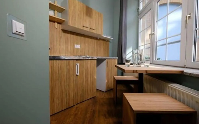 Singer109 Hostel