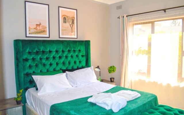 Mount Pleasant - Luxurious 4-bed Villa