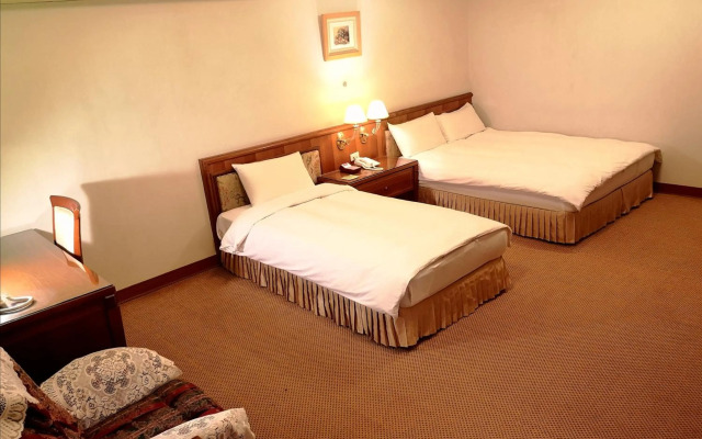 Kingdom Hotel