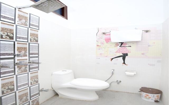 OYO 12025 Hotel Kamal Palace