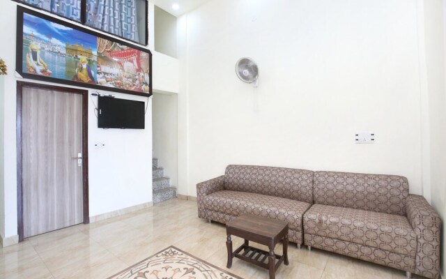 OYO 14784 Angad Residency