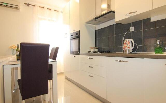 Holiday Home Deni