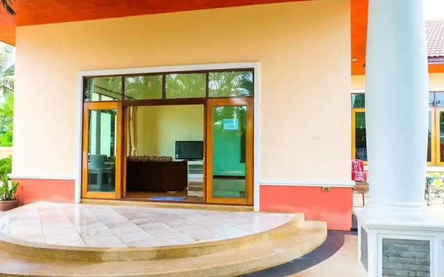 Tansita House
