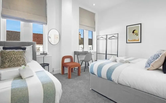 The Family Nest 3-bed Apartment With Parking