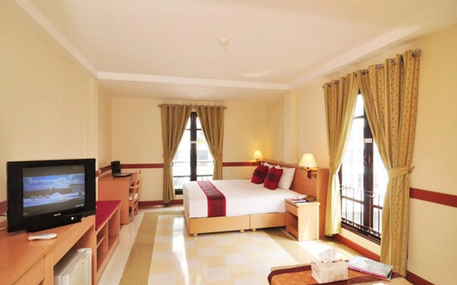 The Ecotel Bangkok - Image 6