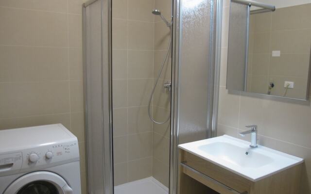 Modern Flat at Grado Pineta With Terrace