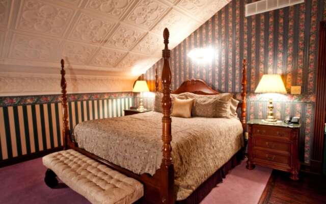 Christopher's Bed & Breakfast