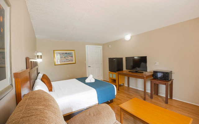 Liberty Garden Inn by OYO Kissimmee near Disney World