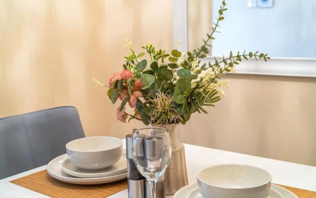 Staines Studio Apartment - Heathrow