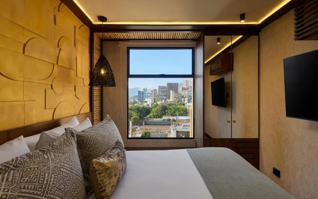 Golden Valley Hotel