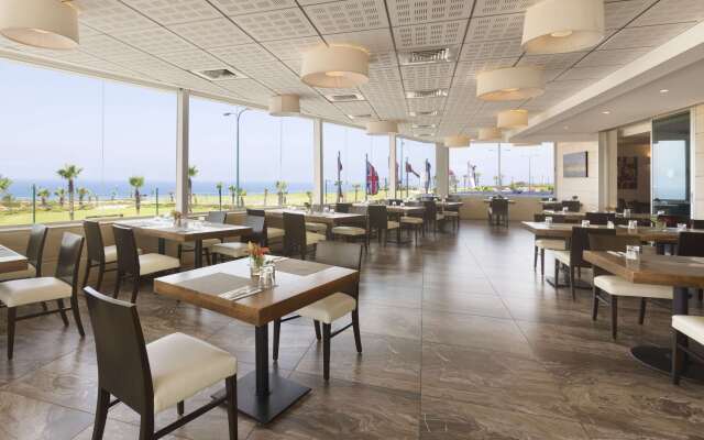 Ramada Hotel & Suites by Wyndham Netanya
