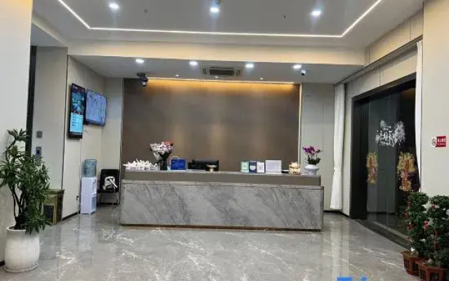 Zhongshan Jincheng Hotel (Tanzhou Commercial Central District)