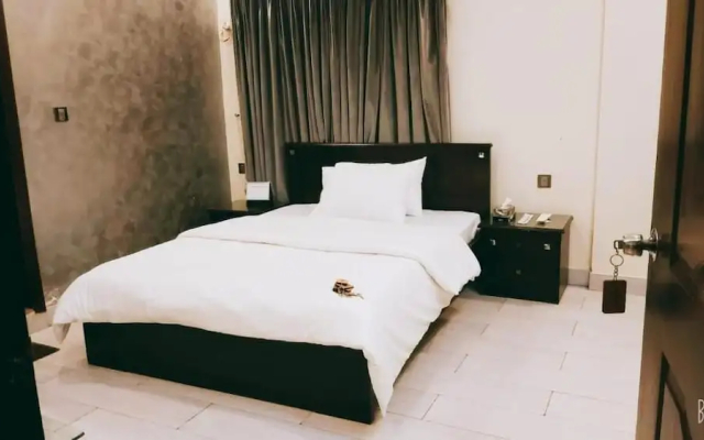 The Elet - Business Hotel