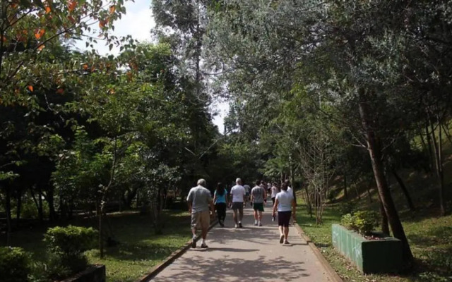 Quarto individual Zona Leste Penha
