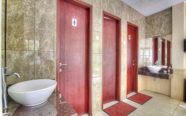 Collection O 295 Grha Ciumbuleuit Guest House