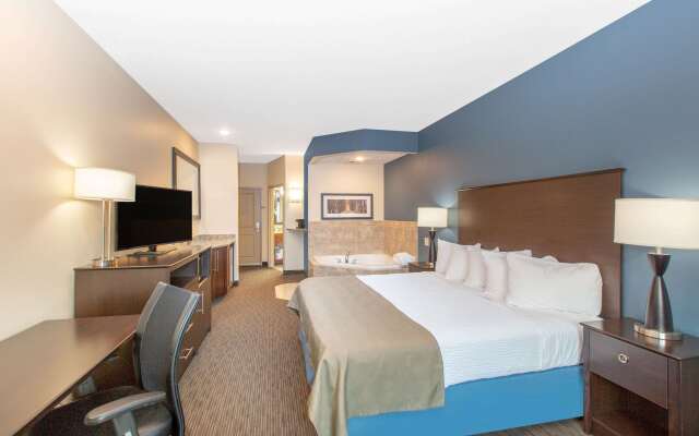 AmericInn by Wyndham Humboldt