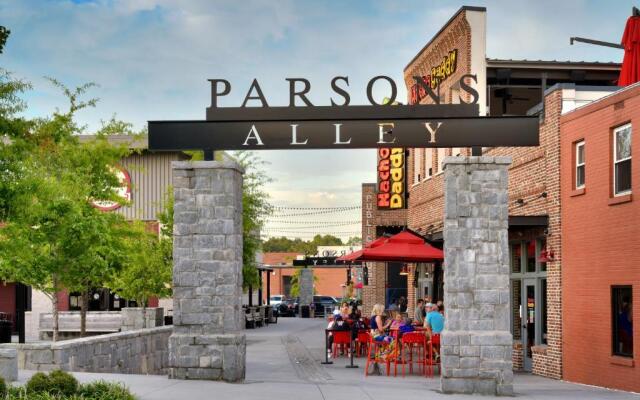 Courtyard by Marriott Atlanta Duluth Downtown