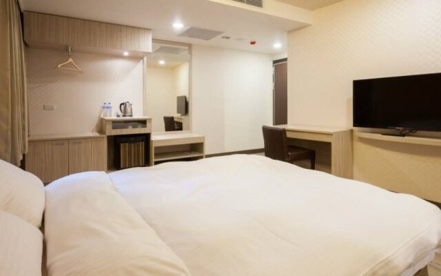 West Hotel