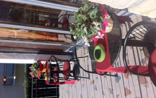 Guest House Villa de Ros