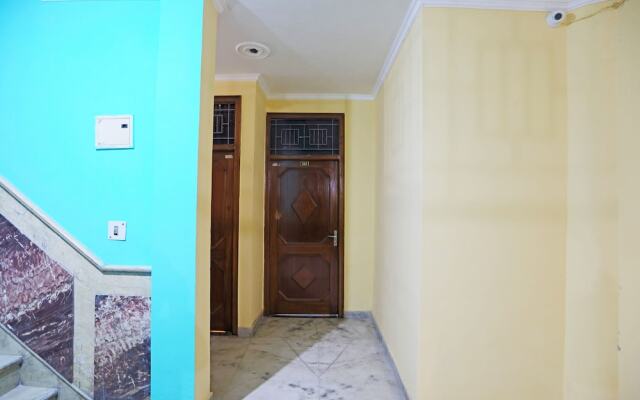 OYO 49985 Singh Hotel