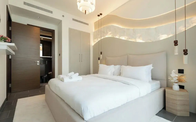 Chic 1BR Apartment - The Crest Dubai