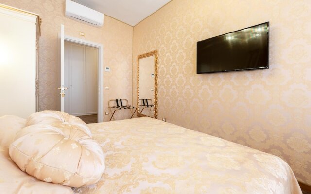 Canal View San Marco Luxury Rooms