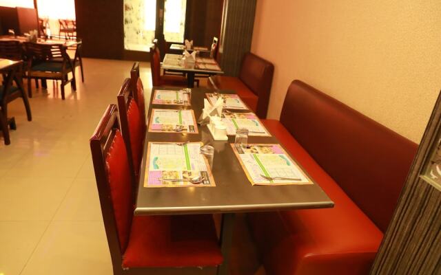Hotel Aditya Grand