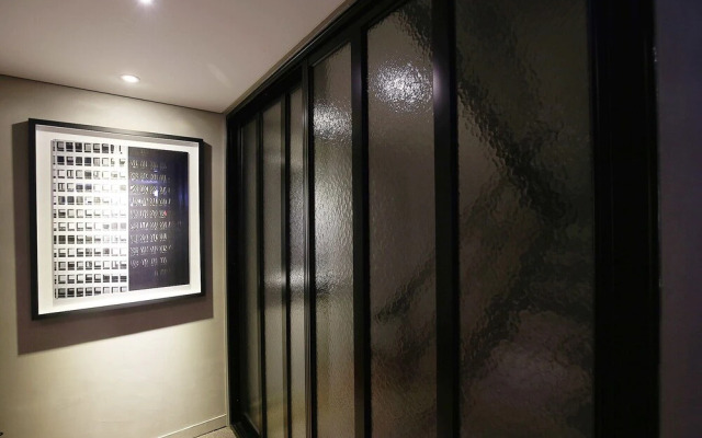 Asan Hotel Cube