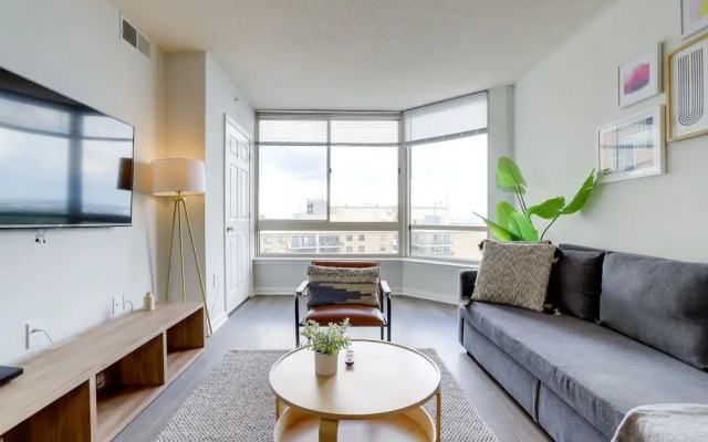 Wonderful 1 Bedroom Condo at Ballston