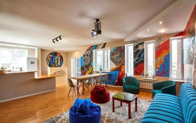 Wanderlust Riverside hostel