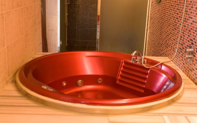 Cheonan B Hotel