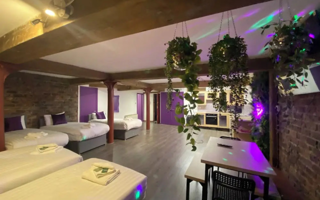 Rainford Gardens by UStay Aparthotels