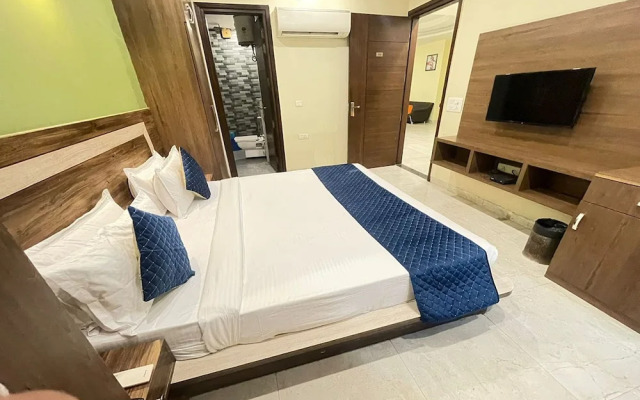 The Indian Hotel & Kitchen
